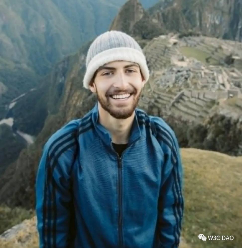 PEPE 暴跌！背后“创始人”遭曝光--97 年摄影师，用卖币的钱购置了兰博基尼- Foresight News