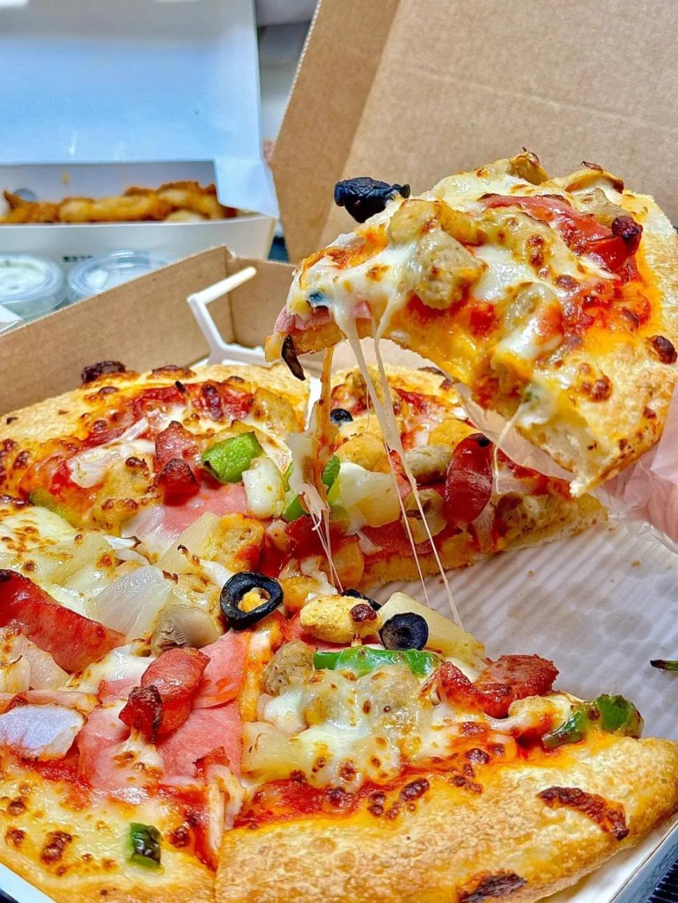 14 年前1 万枚BTC 换的2 个披萨现已价值7 亿，5.22 披萨节致我们错过的机会- Foresight News