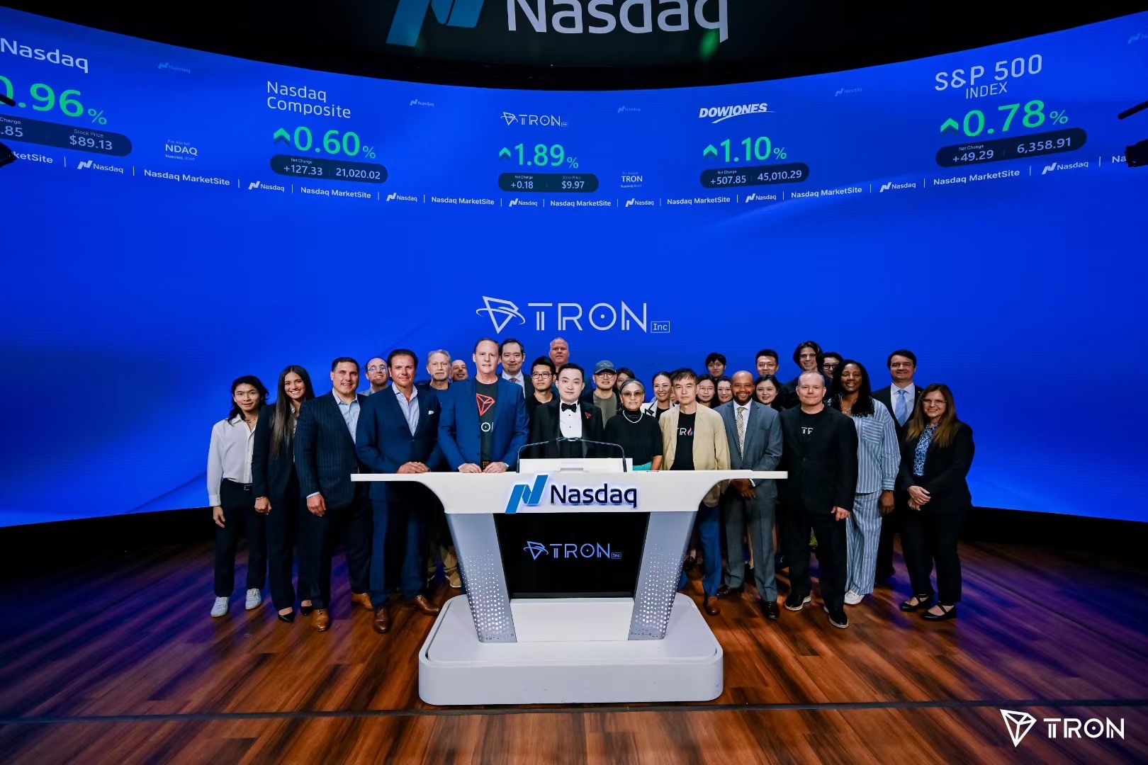 Tron Inc. 今日在纳斯达克敲响开市钟，此次仪式由孙宇晨主持- Foresight News