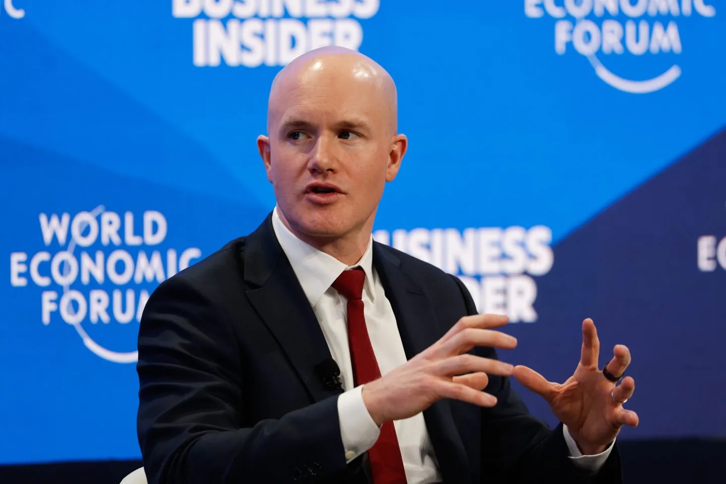 币圈加入硅谷裁员潮！Coinbase 裁员 14%，CEO：AI 正带来深刻变革